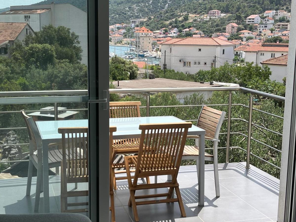 Apartmani Kamil Marina Extérieur photo